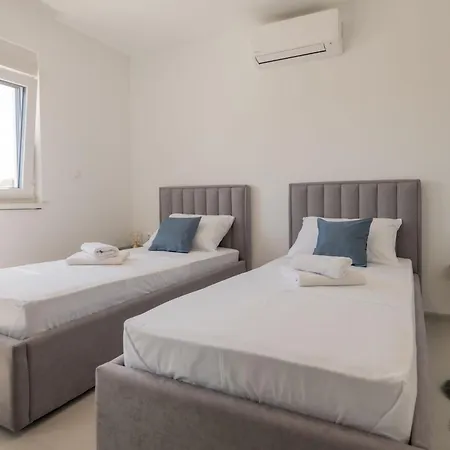 Villa Karin By Interhome